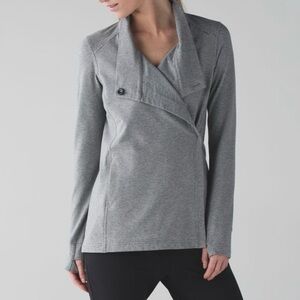 Lululemon Coast Wrap II jacket in heathered grey